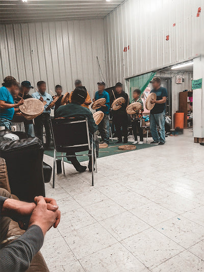 Ceremoniel trommedans i Fort Goodhope